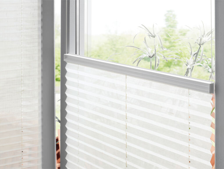 Glass Balcony Pleated Blind Guide: The Most Practical Solutions for Kitchens and Balconies