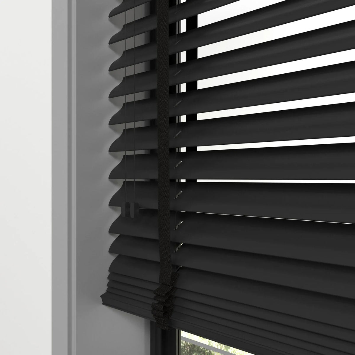 Yarı Mat Siyah Polywood Blackout Jaluzi - Etulle
