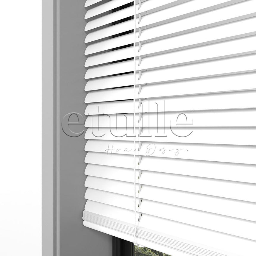 16 MM Bright White Aluminum Venetian Blind