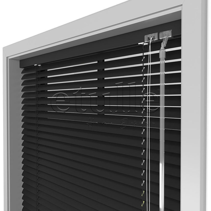 16 MM Black Aluminum Venetian Blind