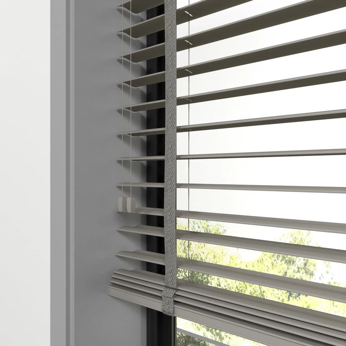 Orta Gri Polywood Blackout Jaluzi - Etulle