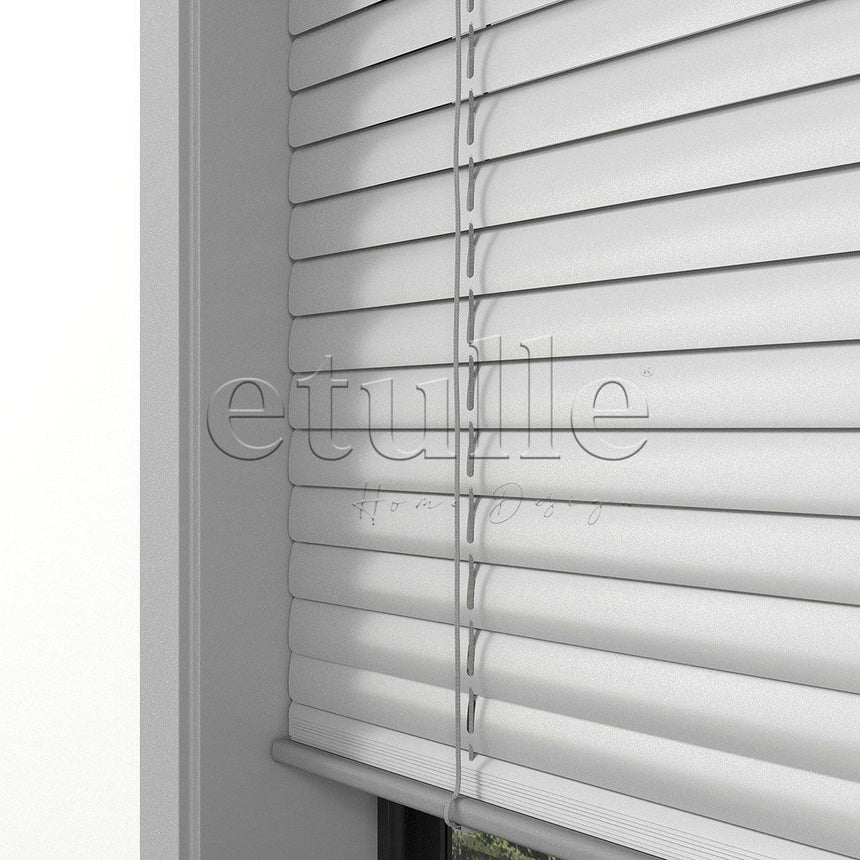 25 MM Shiny Silver Aluminum Venetian Blind