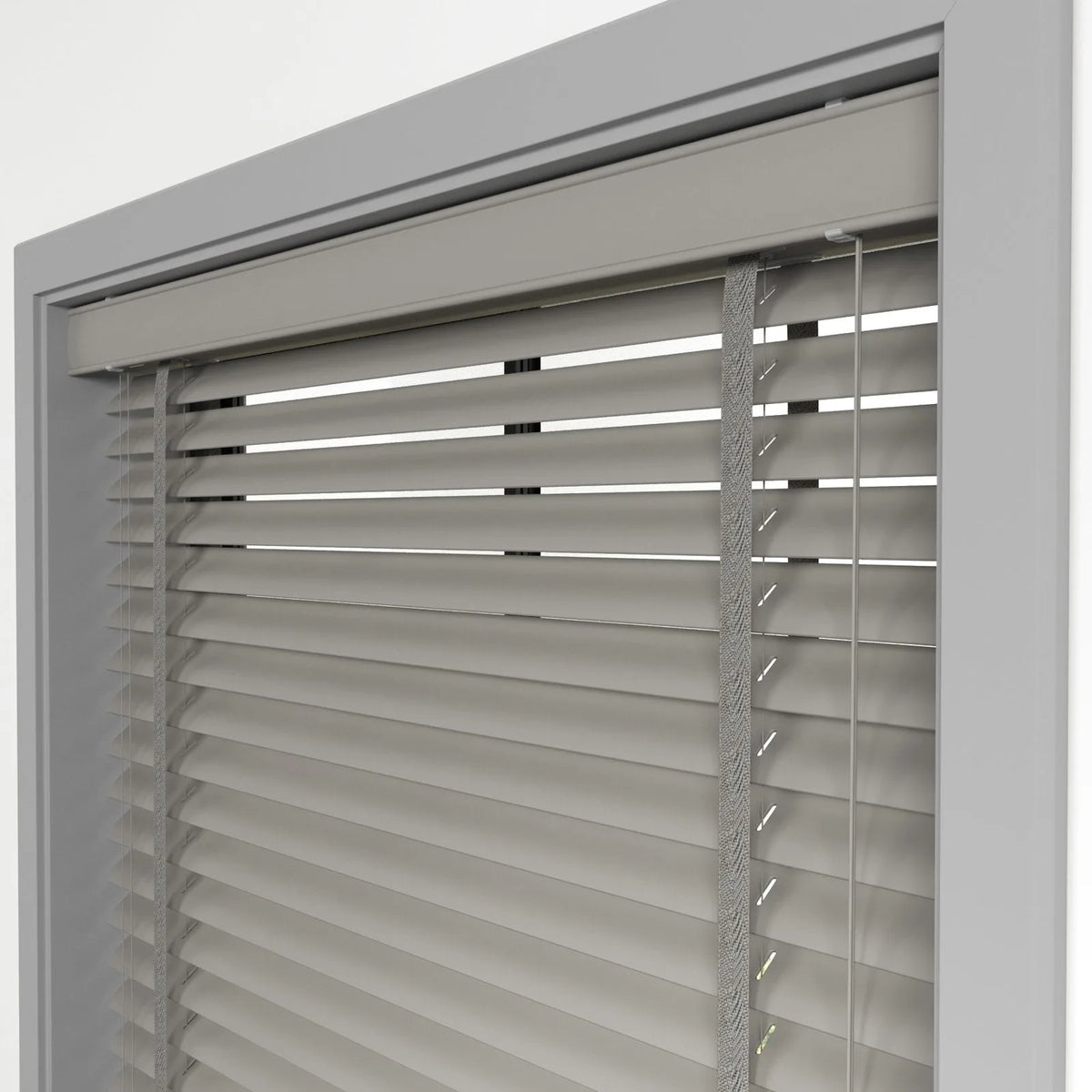 Orta Gri Polywood Blackout Jaluzi - Etulle