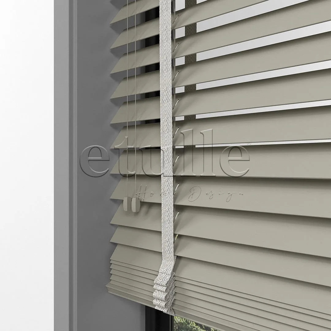 50 MM BASSWOOD Taupe Ahşap Jaluzi