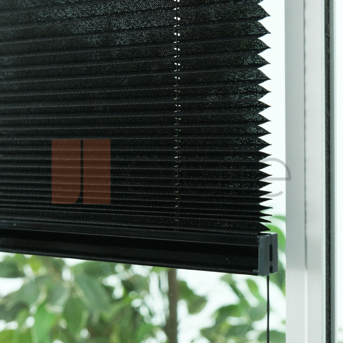 16MM Black Manisa Pleated Blind