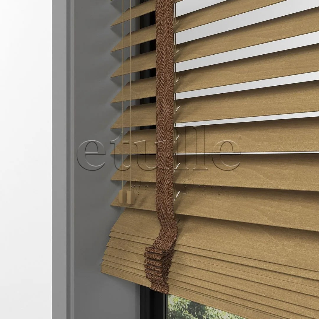 63 MM BASSWOOD Golden Oak Ahşap Jaluzi