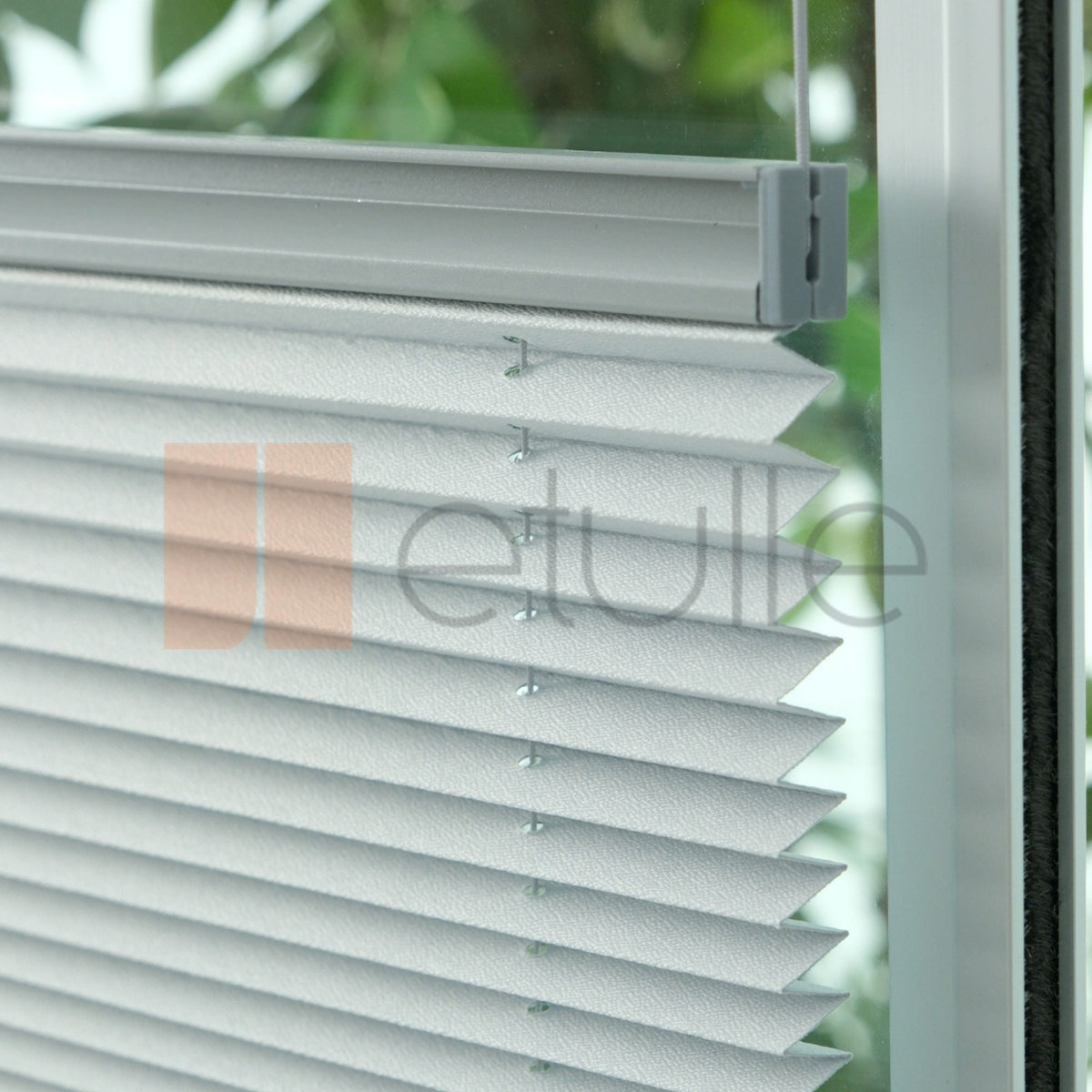 16MM White Blackout Pleated Blind