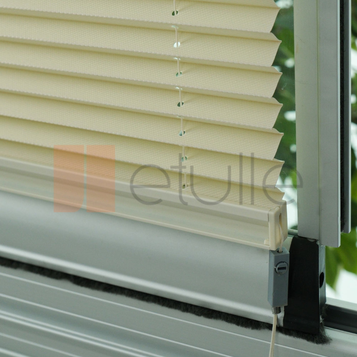 16MM Cream Dimout Pleated Blind