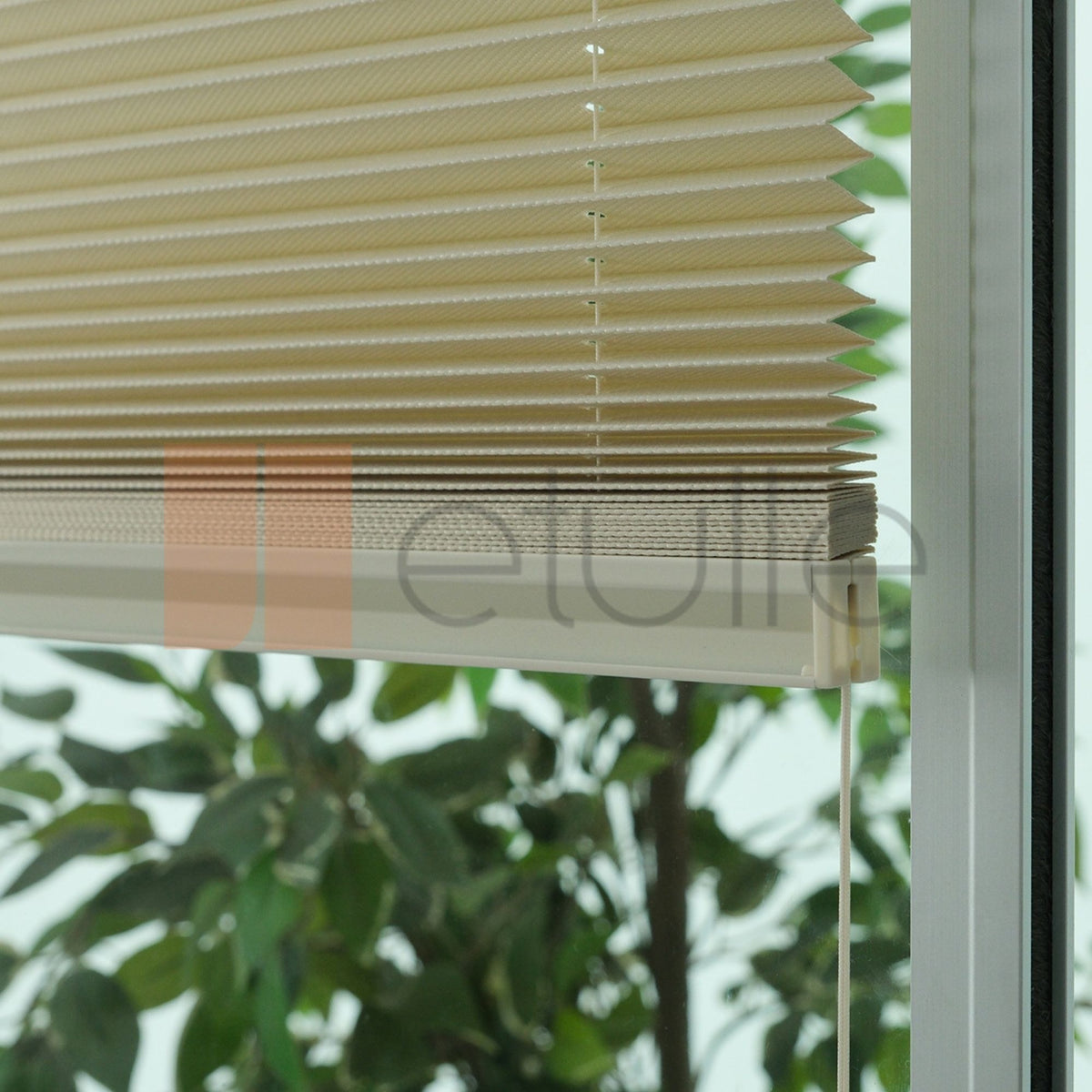 16MM Cream Dimout Pleated Blind