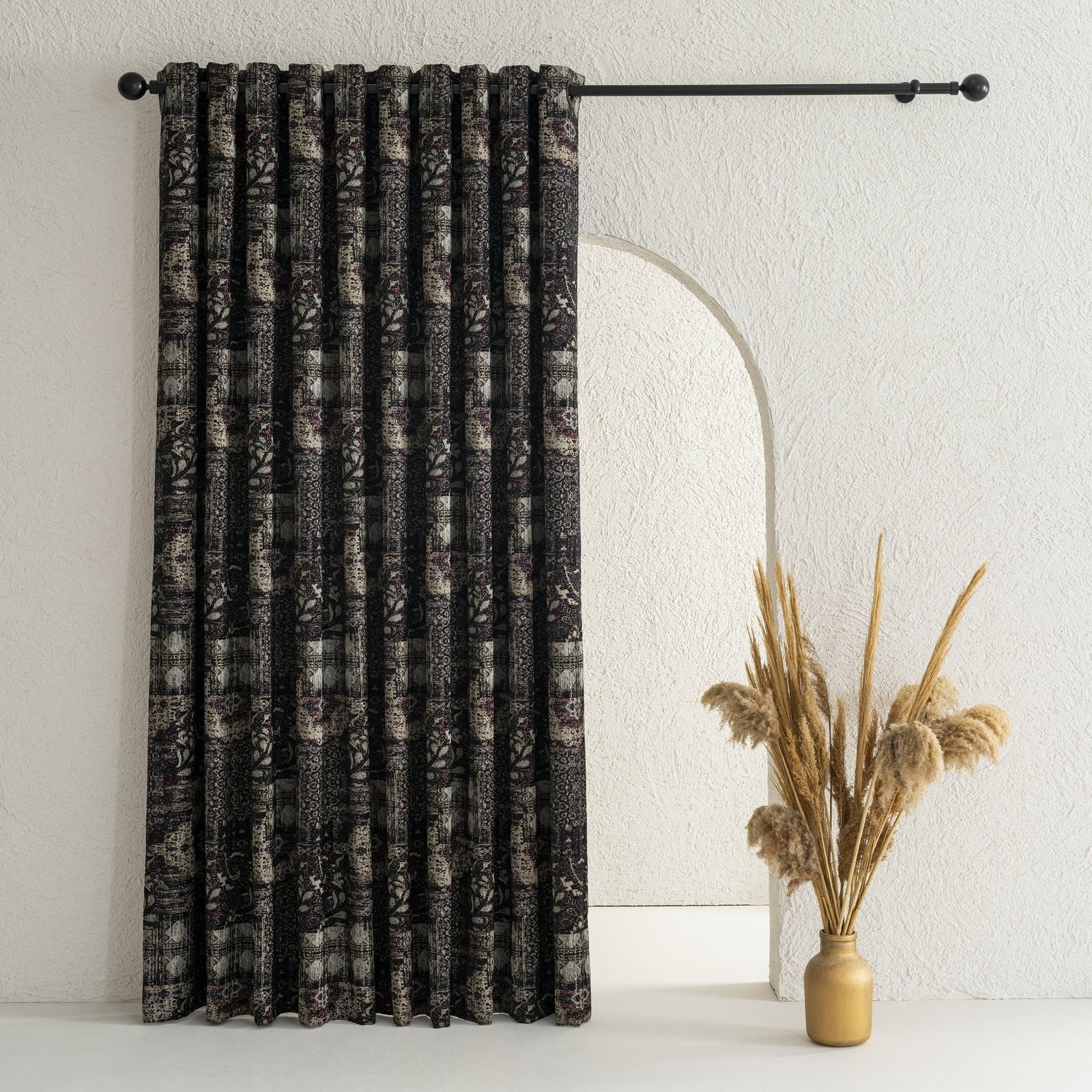 Black Vintage Authentic Pattern Drape | Evia
