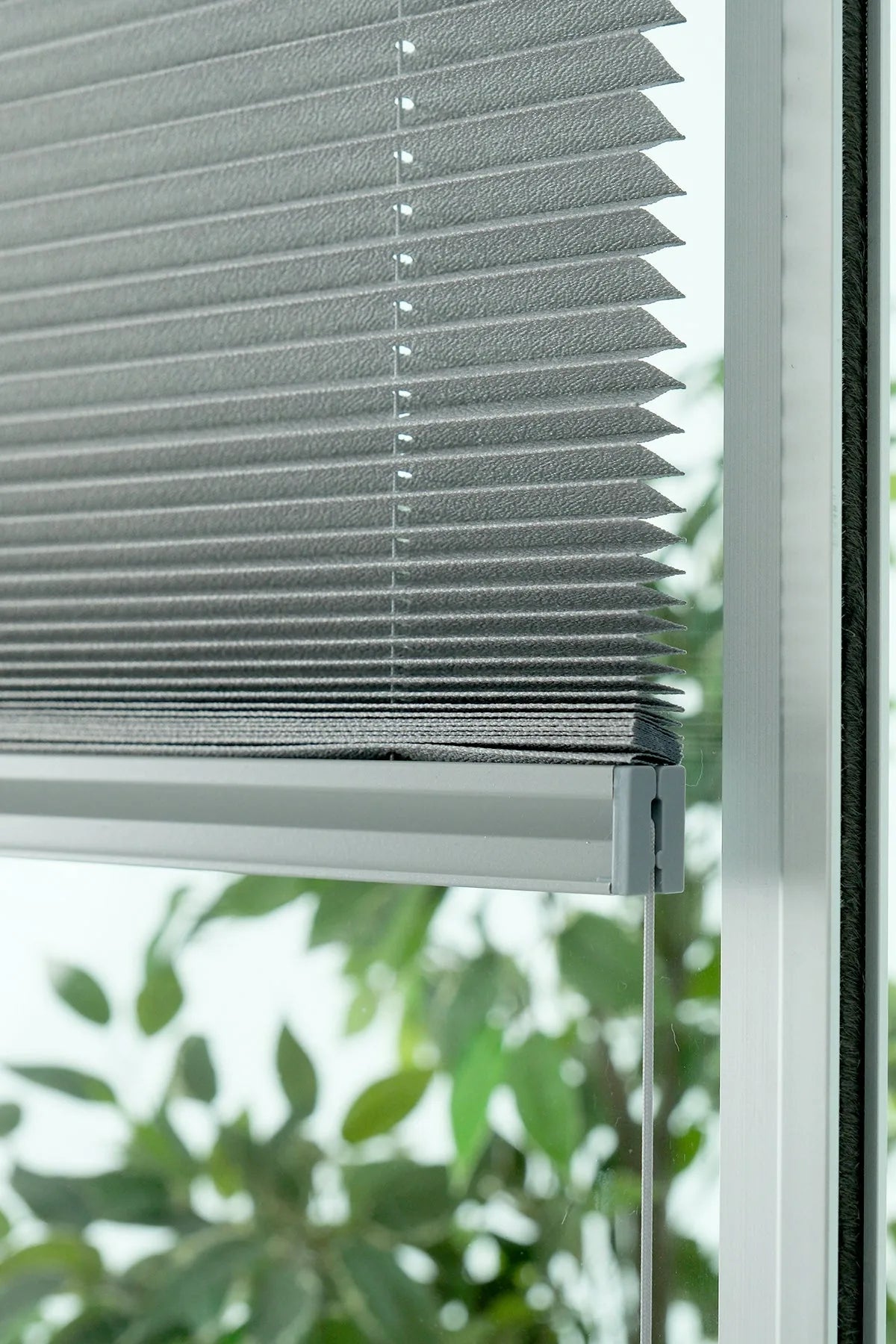 16MM Gri̇ Bambu Plise Perde