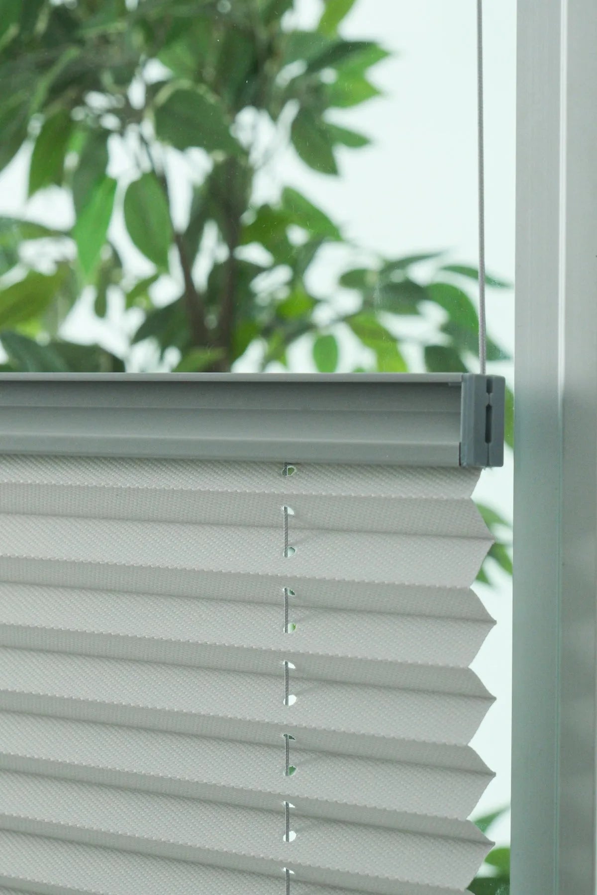 16MM Açık Gri̇ Dimout Plise Perde