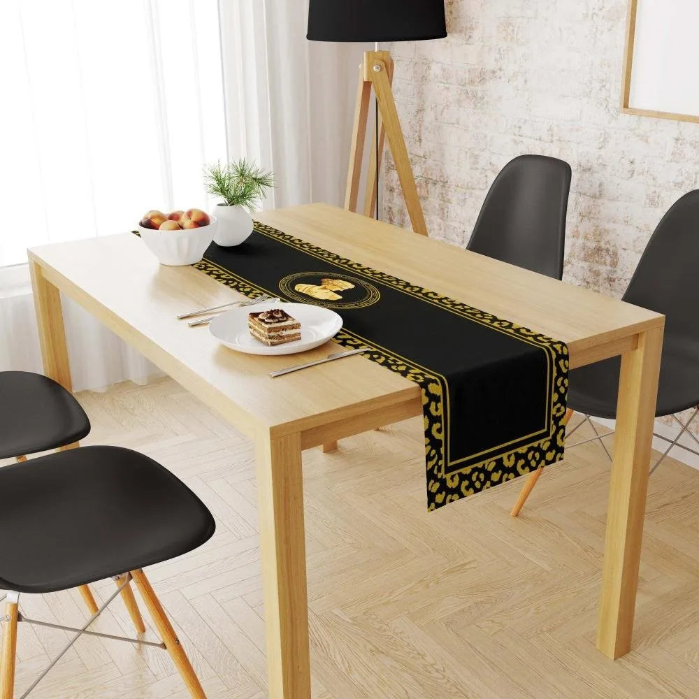 Siyah Büst Detaylı Runner Örtüsü 140x45CM